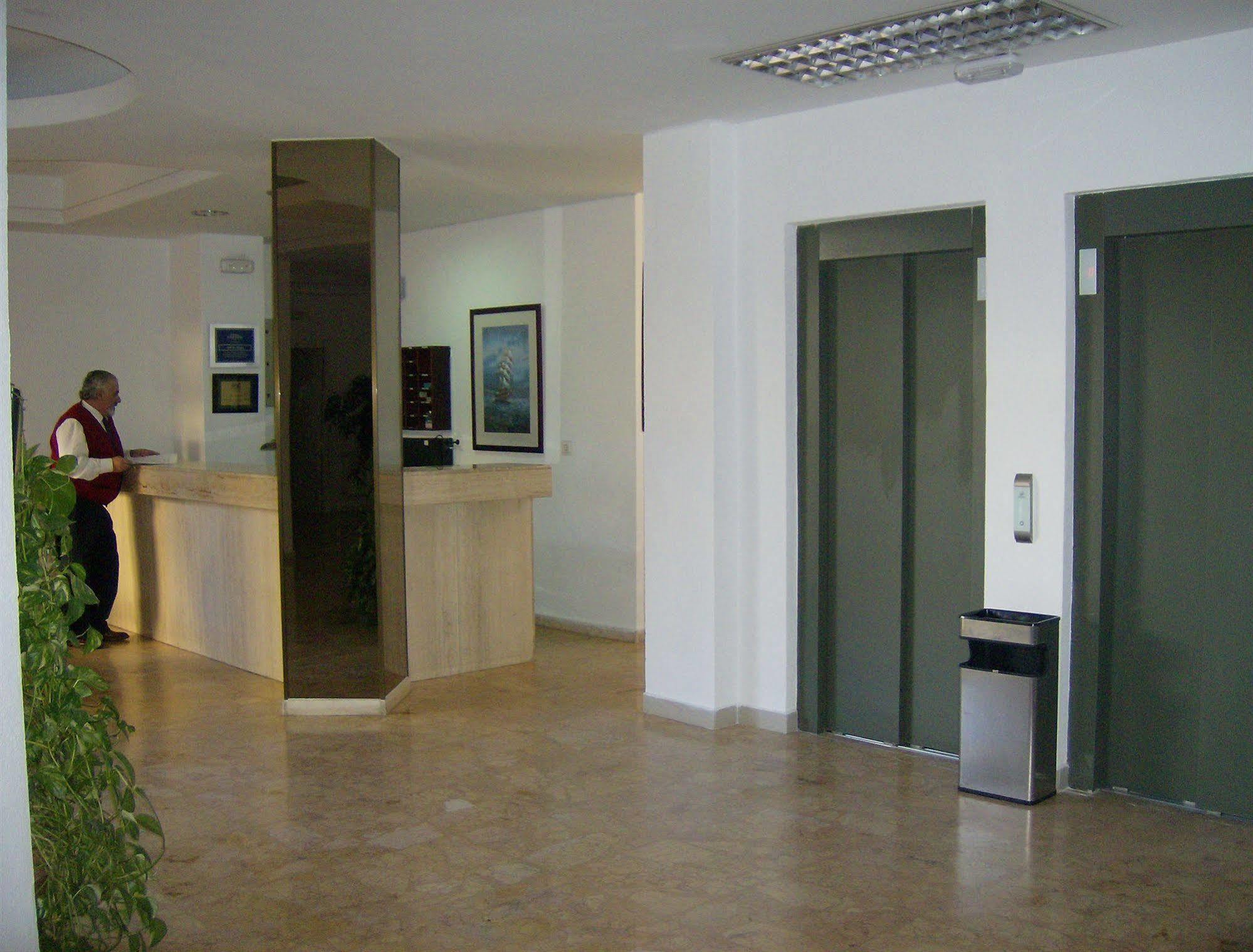 Apartamentos El Velero Torremolinos Zewnętrze zdjęcie